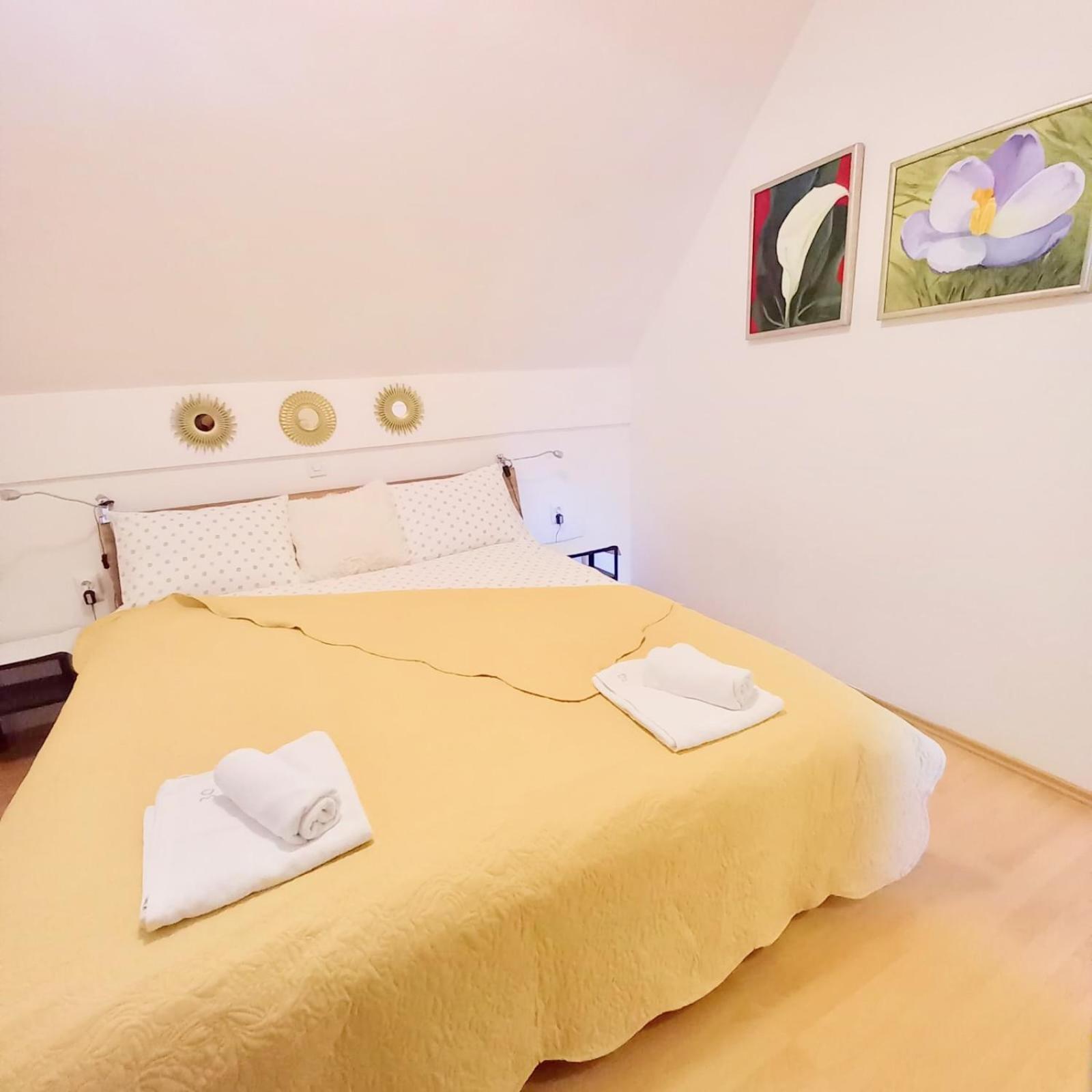 Miabella House - 2 Bedrooms And Terrace Brežice Esterno foto